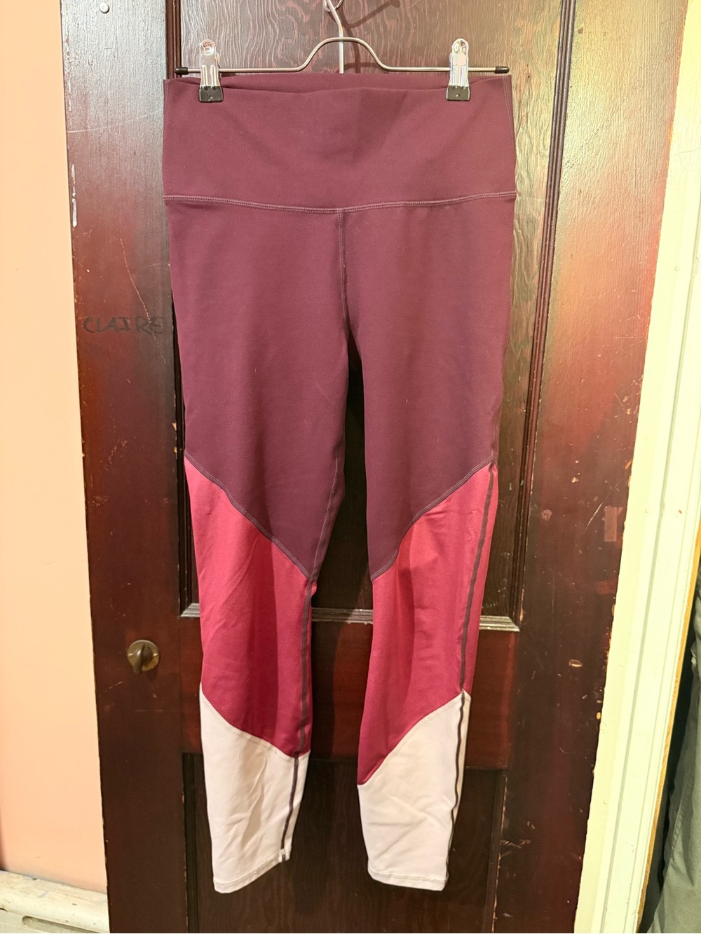 Fabletics Colorblock High-Rise Leggings in Burgundy, Wine & Light Pink